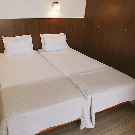 Du Hotel