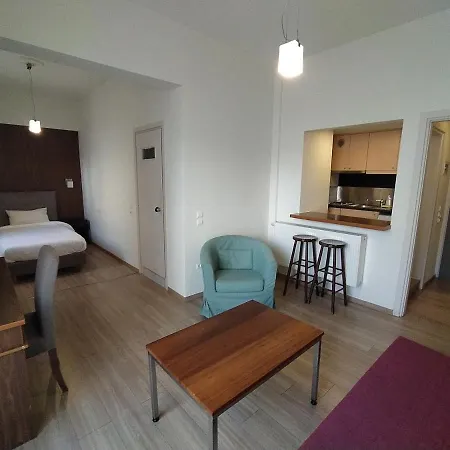Du Hotel 2*